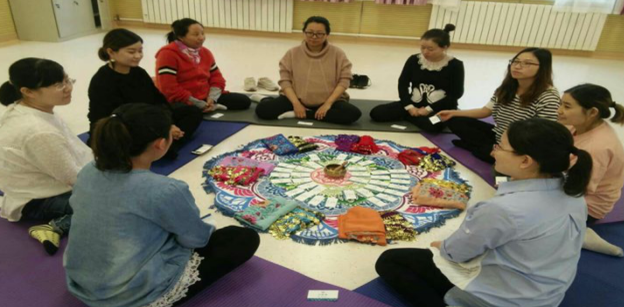 我院“孕婦學(xué)校”繼續(xù)開展中，準(zhǔn)爸媽樂開懷